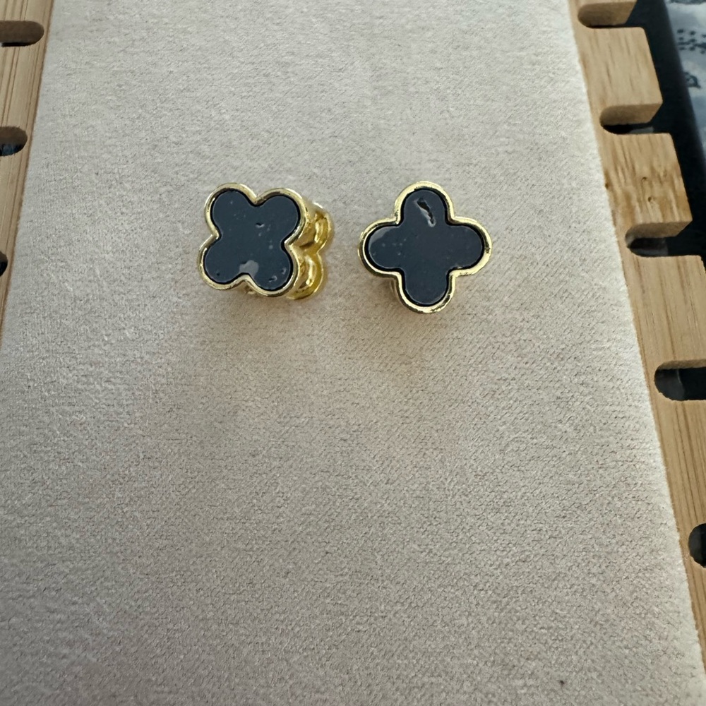 Chic Gold and Black Clover Earrings - Picture 3 of 5